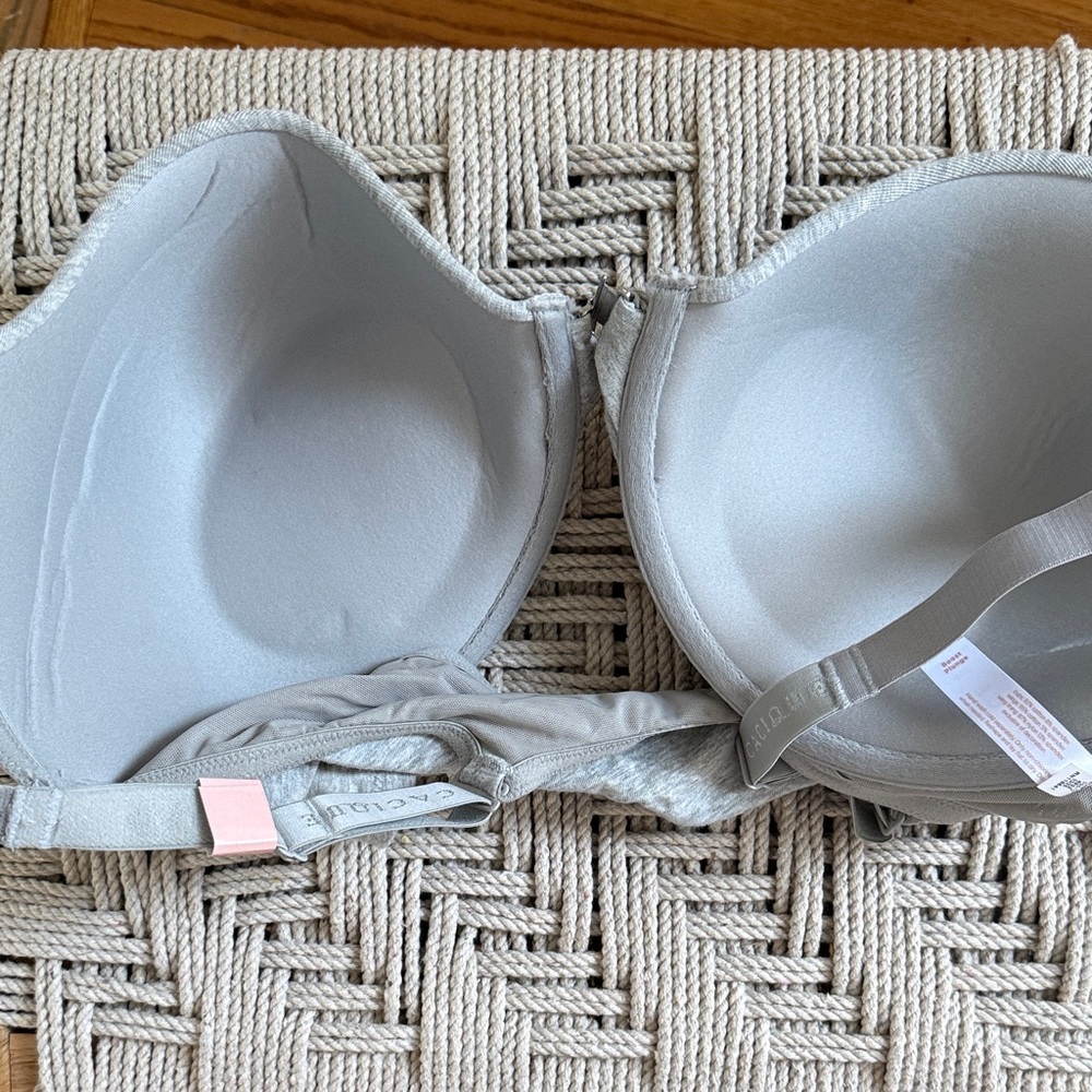 NEW Cacique 40F Boost Plunge Front Closure Grey Knit Bra - Picture 6 of 6
